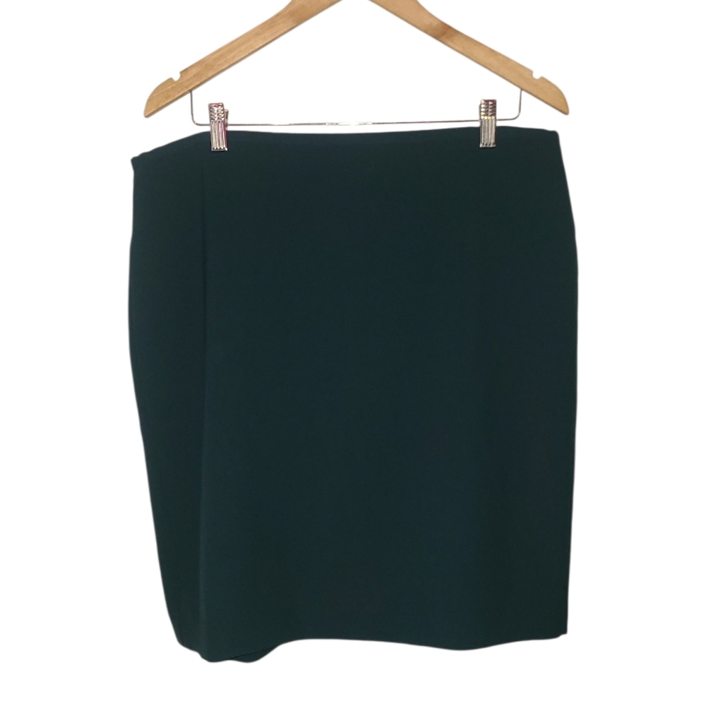 Ann Taylor NWT Dark Green Pencil Skirt Size 16P
